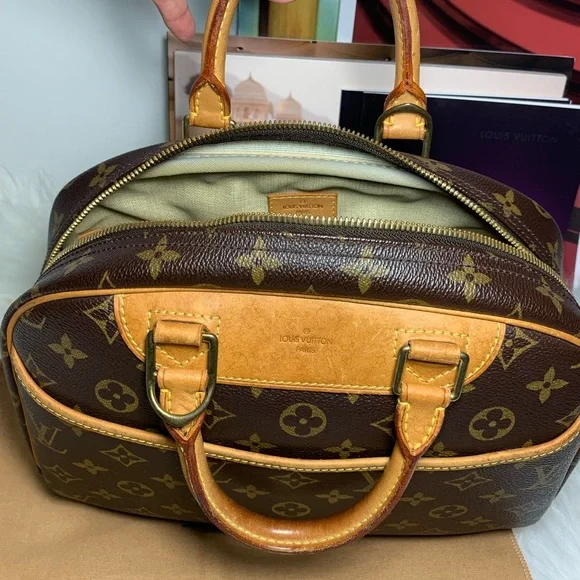 TROUVILLE - Picture 5 of 15